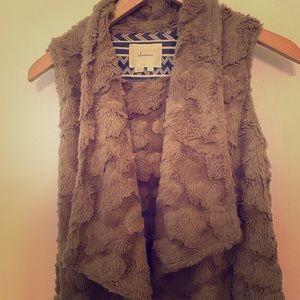 Anthropologie vest